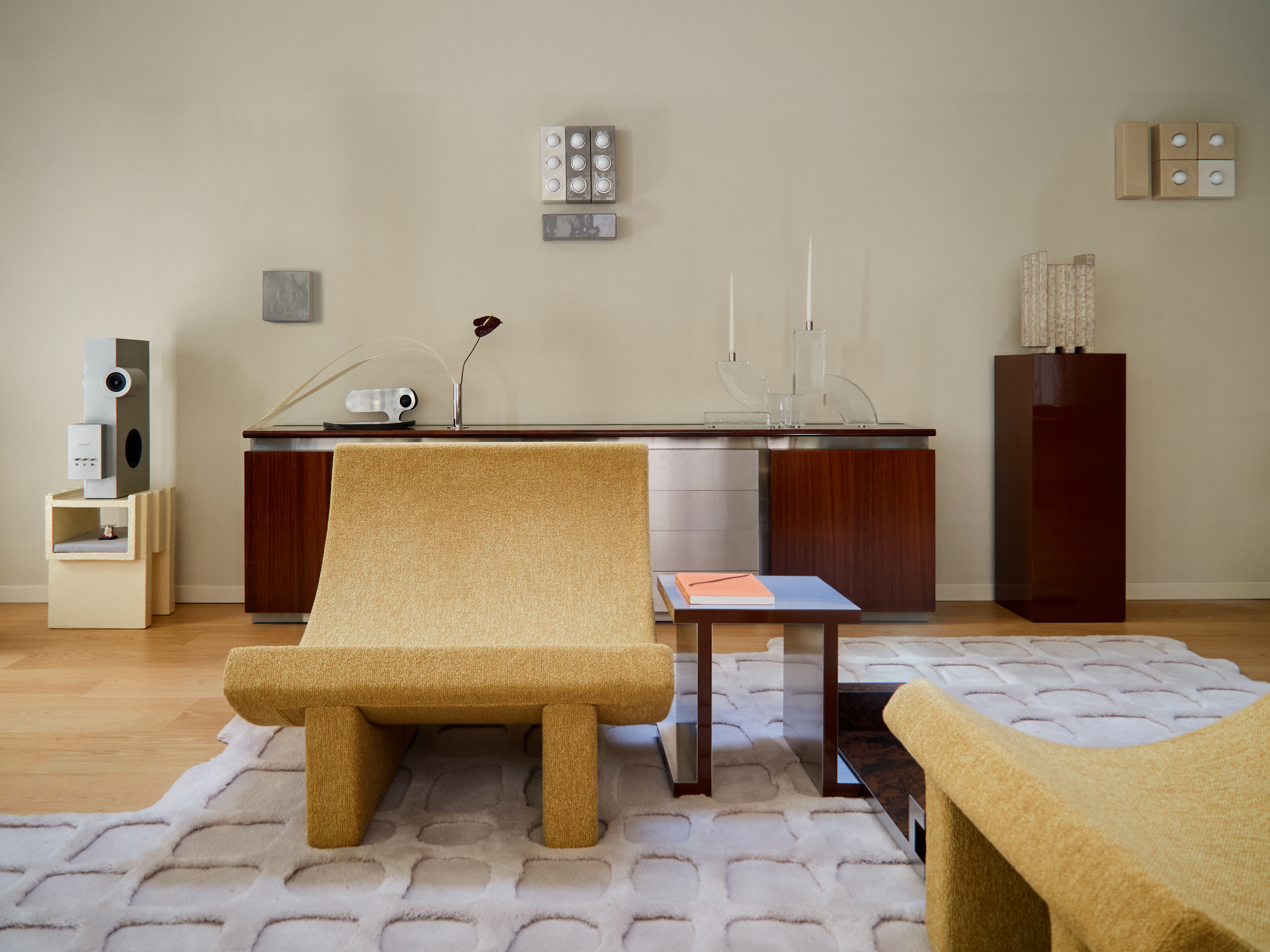 Glowtile by LEUCOS illuminates RedDuo Galleria at Milan Design Week 2026